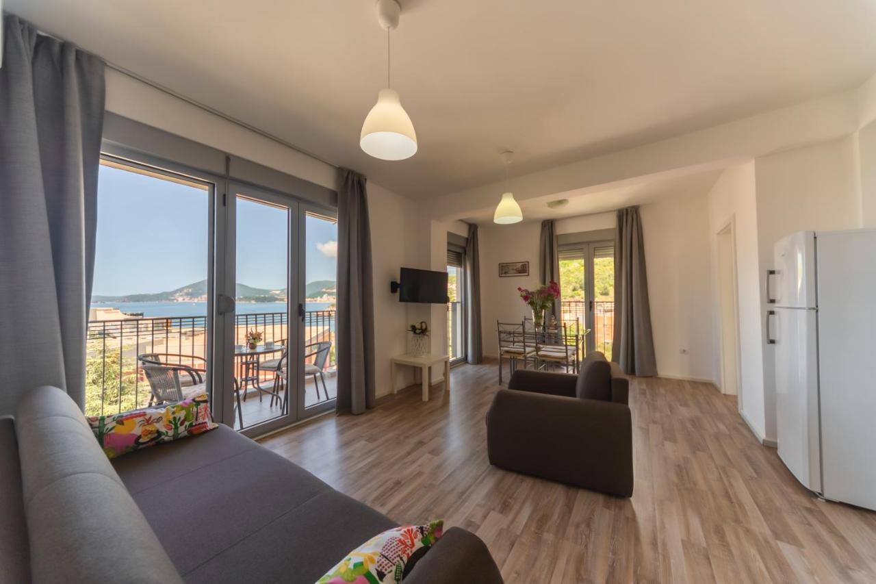 Apartments My Przno Sveti Stefan Dış mekan fotoğraf