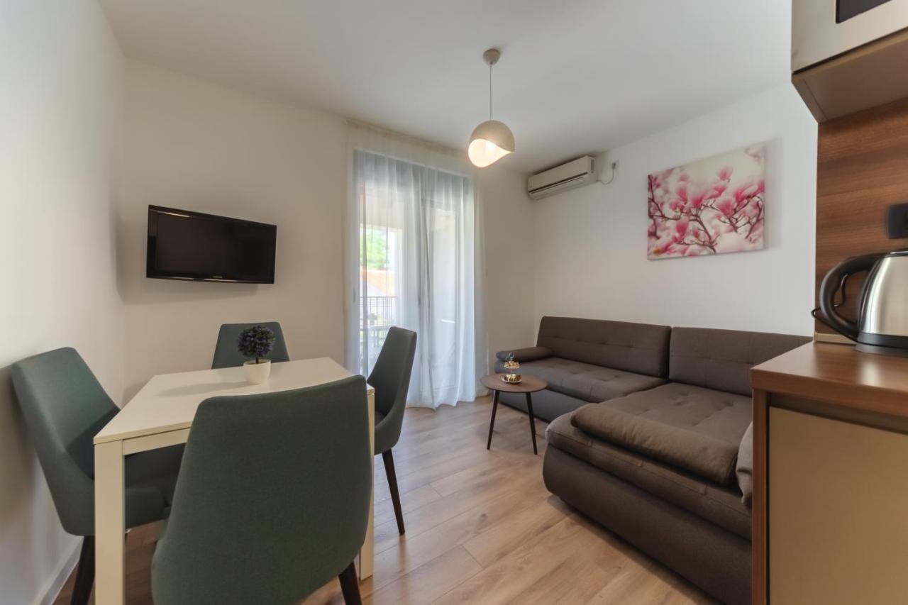 Apartments My Przno Sveti Stefan Dış mekan fotoğraf