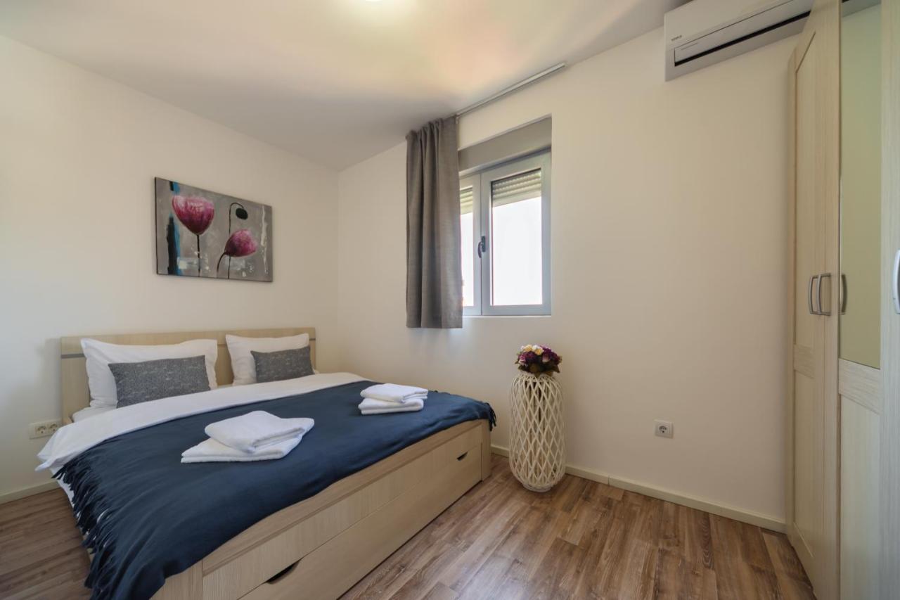 Apartments My Przno Sveti Stefan Dış mekan fotoğraf