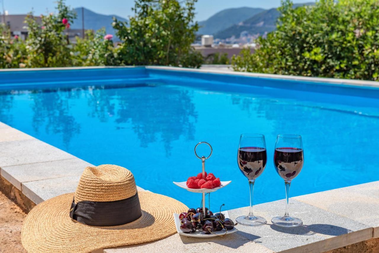 Apartments My Przno Sveti Stefan Dış mekan fotoğraf